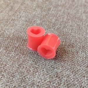 3/$30 ✨ 9mm (0g, 00g) Red Heart Silicone Tunnels